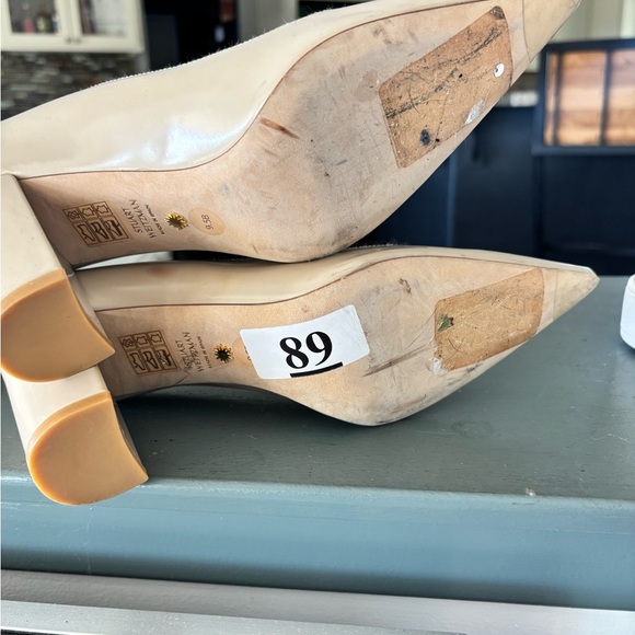 Stuart Weitzman 75mm Block Pump size 9.5B - Picture 8 of 11